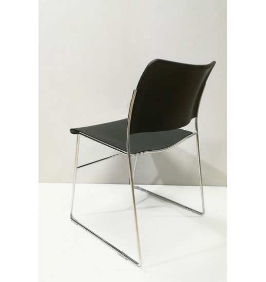 CADEIRA PRETA ESTRUTURA CROMO ASSENTO PLASTICO POLIPROPILENO  - 1894