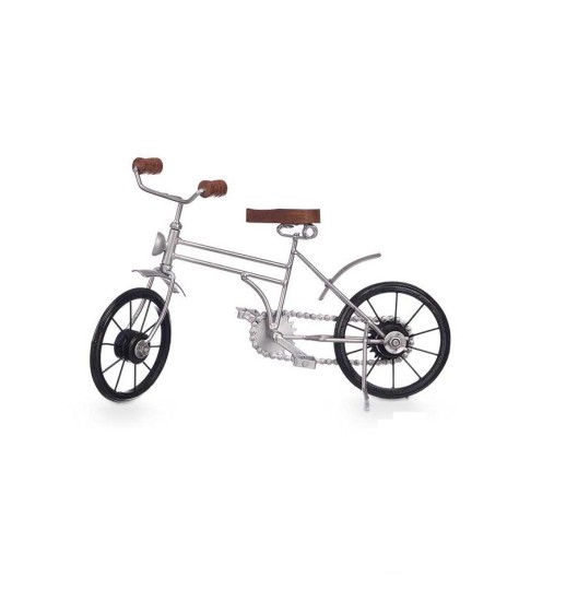 BICICLETA PRATEADA GRANDE S/CESTO...