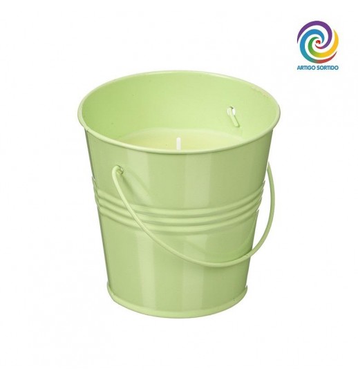 VELA DE CITRONELA EM LATA 10.5*10.5...